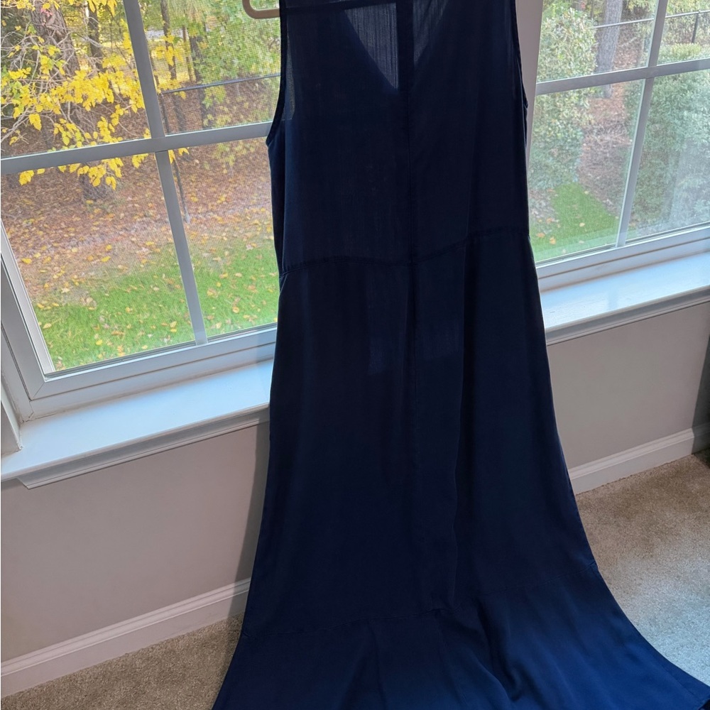 Dress - Picture 2 of 16